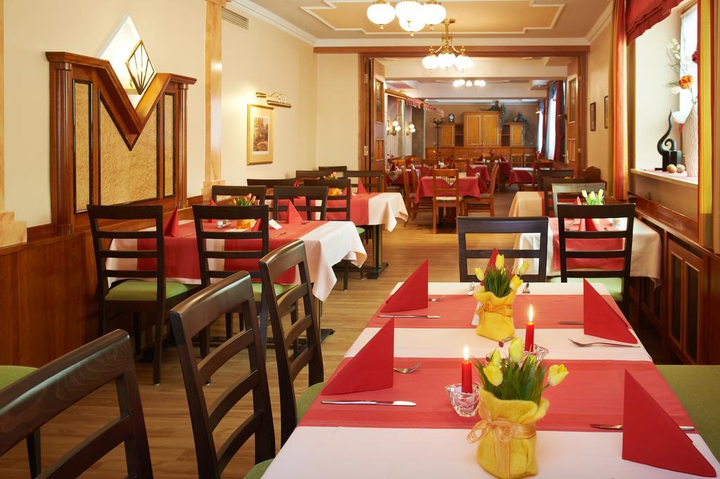 Gasthof Gigl Neustadt an der Donau Zewnętrze zdjęcie