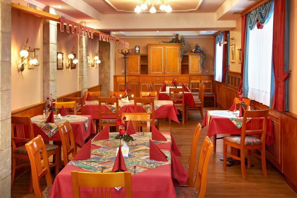 Gasthof Gigl Neustadt an der Donau Zewnętrze zdjęcie